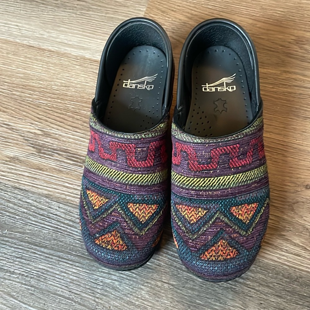 Women’s Danskos- brand new- professional purple Aztec size 36